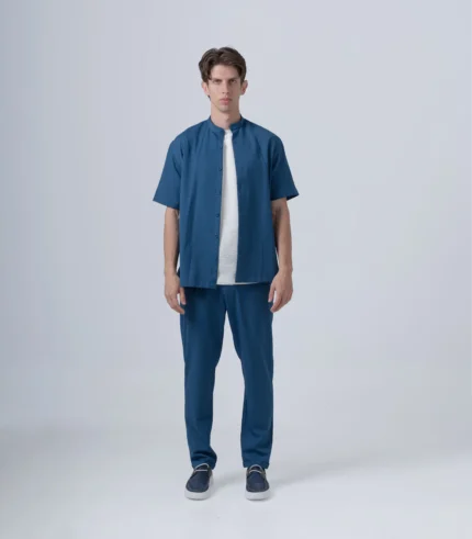 ΑΝΔΡΙΚΟ ΥΦΑΣΜΑΤΙΝΟ ΣΕΤ ΜΕ MAO OVERSHIRT & ΠΑΝΤΕΛΟΝΙ ΜΕ ΛΑΣΤΙΧΟ & ΚΟΡΔΟΝΙ –ΜΠΛΕ