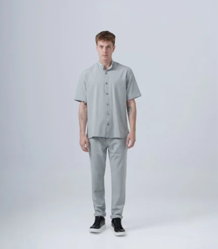 ΑΝΔΡΙΚΟ ΥΦΑΣΜΑΤΙΝΟ ΣΕΤ ΜΕ MAO OVERSHIRT & ΠΑΝΤΕΛΟΝΙ ΜΕ ΛΑΣΤΙΧΟ & ΚΟΡΔΟΝΙ –ΓΚΡΙ