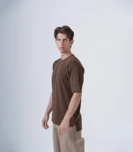 Ανδρικό καφέ T-shirt slim fit ασύμμετρο