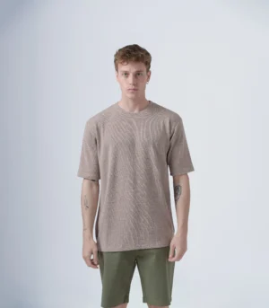 Ανδρικό μπέζ T-shirt slim fit ασύμμετρο