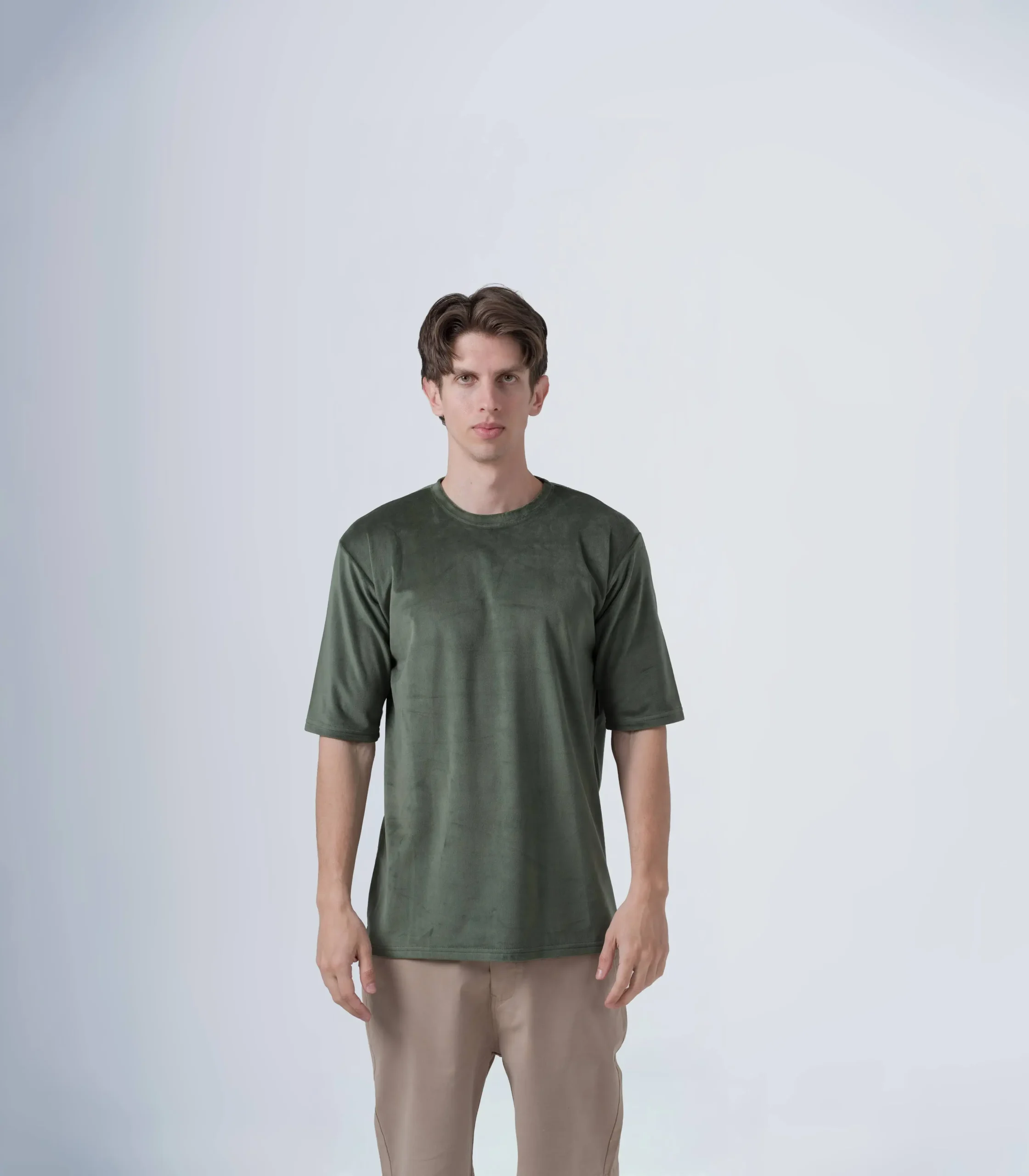Ανδρικό χακί βελούτε χειμερινό T-shirt Ανδρικό χακί βελούτε χειμερινό T-shirt
