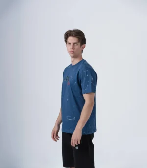 Aνδρικό μπλε βαμβακερό T-shirt μπλέ με graphic τύπωμα.