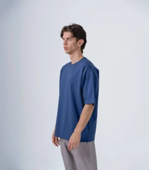 Ανδρικό μπλέ oversized t-shirt με print " ATTRACT YOUR CHAOS" στην πλάτη