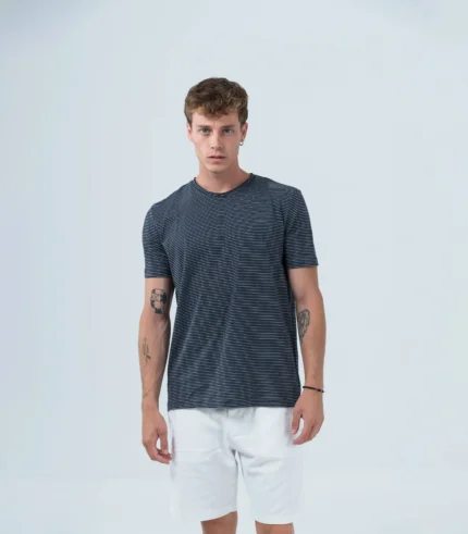 Ανδρικό βαμβακερό t-shirt με λεπτή ρίγα ασπρόμαυρο