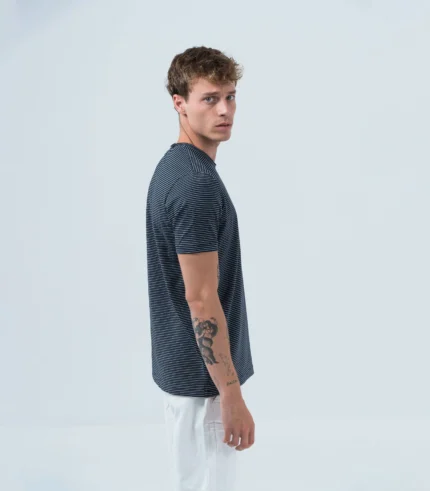 Ανδρικό βαμβακερό t-shirt με λεπτή ρίγα ασπρόμαυρο