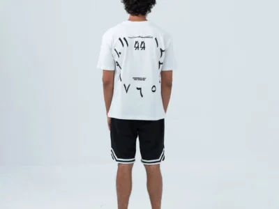 Ανδρικό T-shirt άνετη γραμμή λευκό με στάμπα.