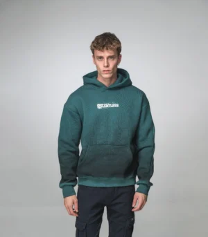 Ανδρικό Σκούρο Πράσινο Hoodie με Στάμπα “Relentless” στην Πλάτη